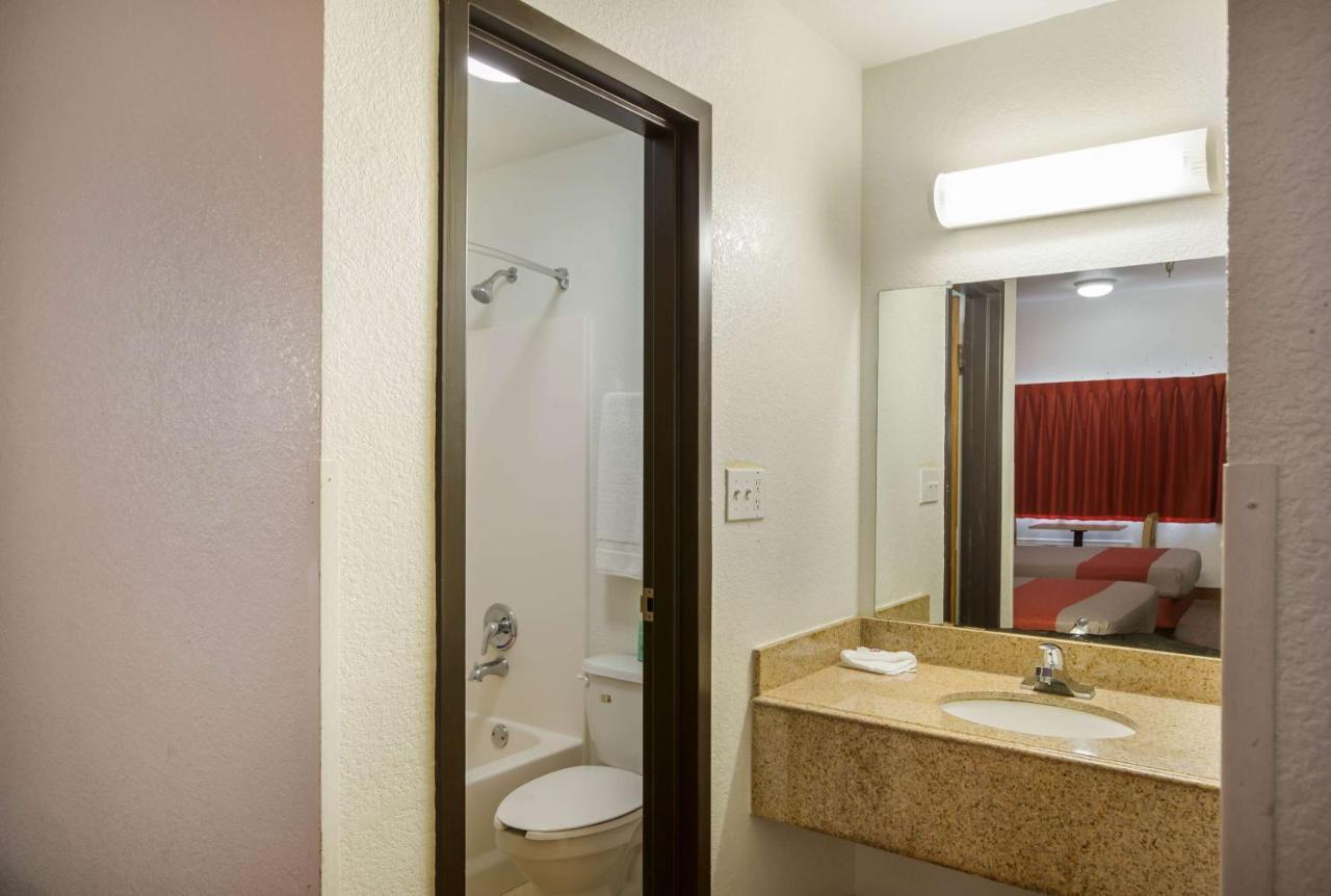 Motel 6-Humble, Tx Экстерьер фото